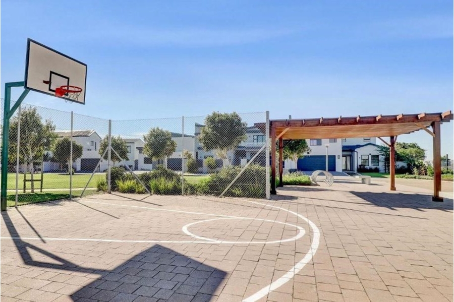 To Let 4 Bedroom Property for Rent in Sagewood Western Cape